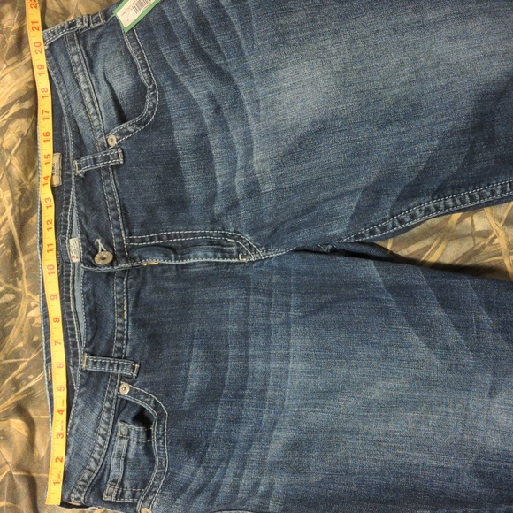 Silver Jeans 22 Dark Wash Bootcut Jeans - Picture 4 of 16